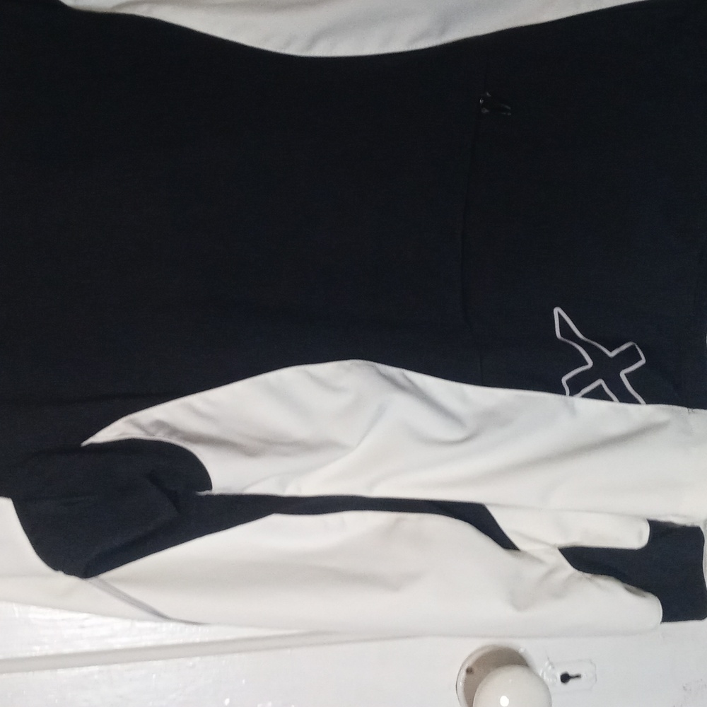 Swix Women’s White Softshell Jacket with Black Accents - Picture 8 of 12